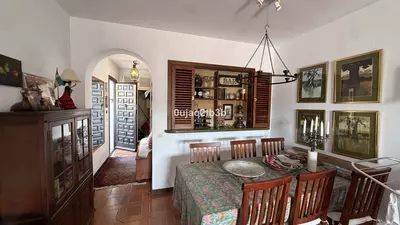 Middle Floor Apartment in Nueva Andalucía