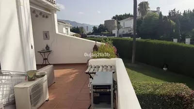Middle Floor Apartment in Nueva Andalucía