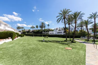 Middle Floor Apartment in Nueva Andalucía