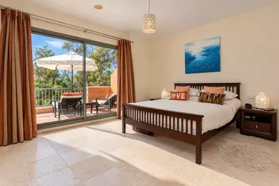 Penthouse in Estepona