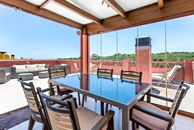 Penthouse in Casares Playa