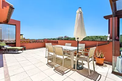 Penthouse in Casares Playa