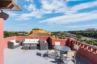 Penthouse in Casares Playa