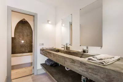 Middle Floor Apartment in Nueva Andalucía