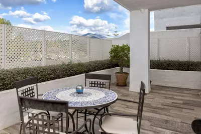 Middle Floor Apartment in Nueva Andalucía