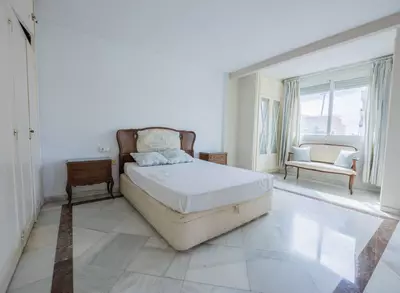 Middle Floor Apartment in Marbella