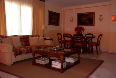 Middle Floor Apartment in Marbella