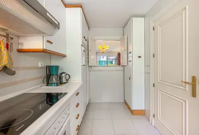 Ground Floor Apartment in Nueva Andalucía