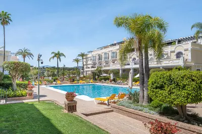Ground Floor Apartment in Nueva Andalucía