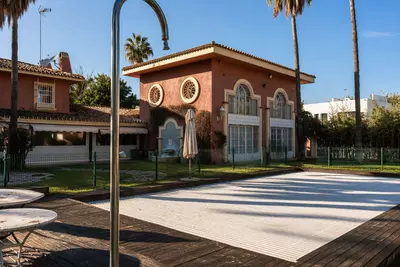 Detached Villa in Guadalmina Baja