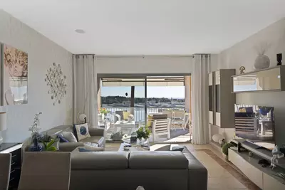 Middle Floor Apartment in Atalaya