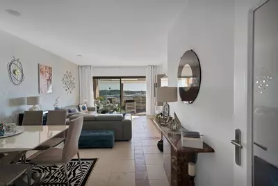 Middle Floor Apartment in Atalaya