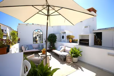 Top Floor Apartment in Estepona