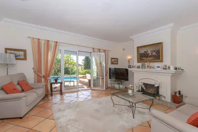 Detached Villa in Elviria