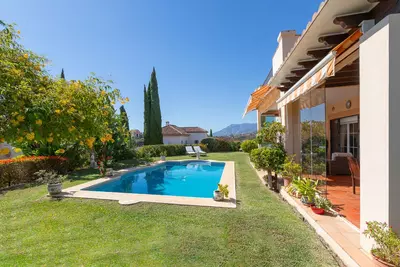 Detached Villa in Elviria