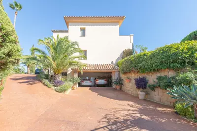 Detached Villa in Elviria
