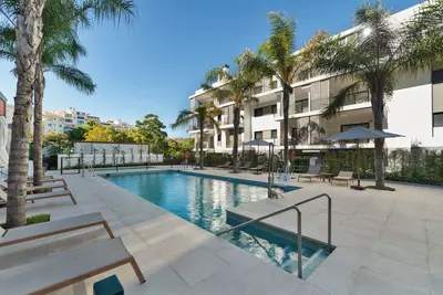 Middle Floor Apartment in Estepona