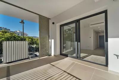 Middle Floor Apartment in Estepona