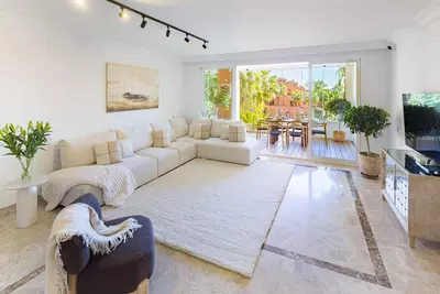 Ground Floor Apartment in Nueva Andalucía