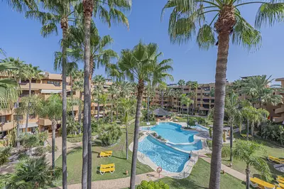 Middle Floor Apartment in Costalita