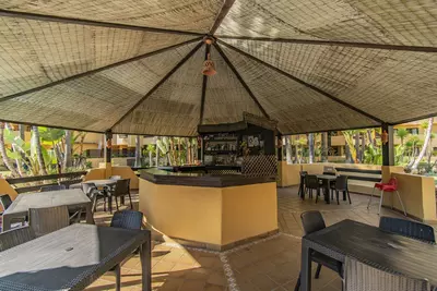 Middle Floor Apartment in Costalita