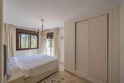 Middle Floor Apartment in Costalita