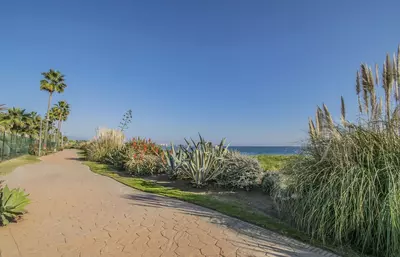 Middle Floor Apartment in Costalita