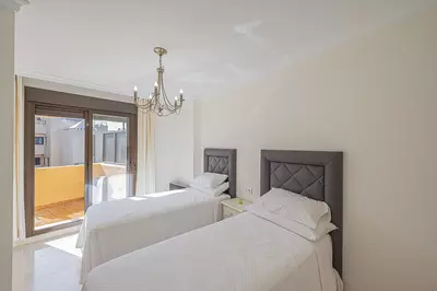 Middle Floor Apartment in Costalita