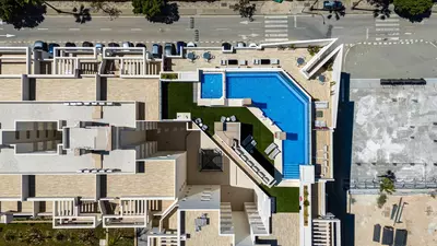 Middle Floor Apartment in Nueva Andalucía