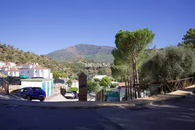 Middle Floor Apartment in Benahavís