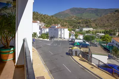 Middle Floor Apartment in Benahavís