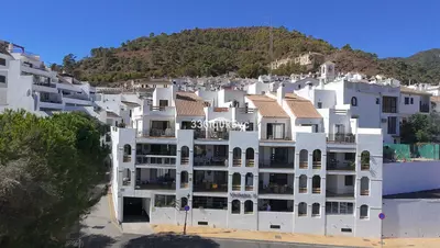 Middle Floor Apartment in Benahavís
