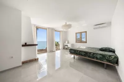 Detached Villa in Estepona