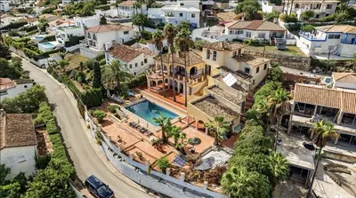 Detached Villa in Estepona