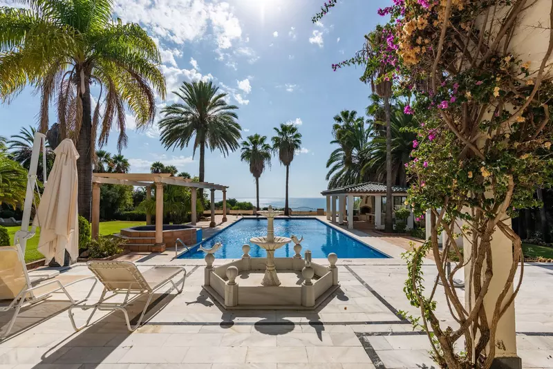 Detached Villa in Estepona