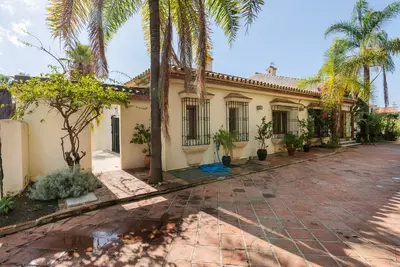 Detached Villa in Estepona