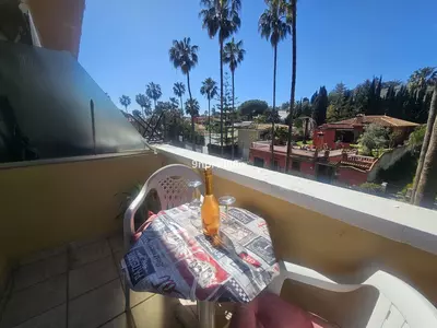 Middle Floor Apartment in Artola