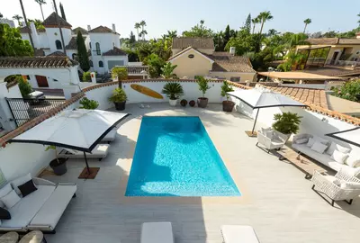 Detached Villa in Nueva Andalucía