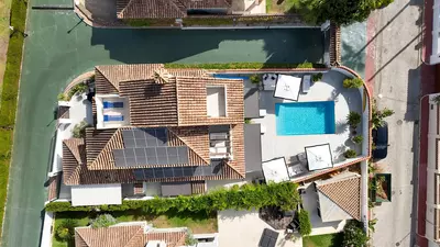 Detached Villa in Nueva Andalucía