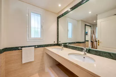 Ground Floor Apartment in Benahavís