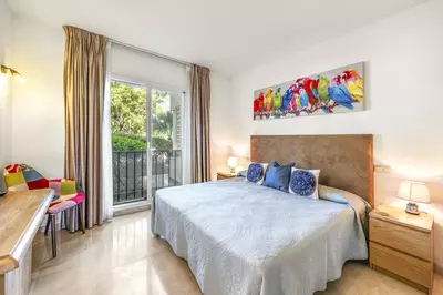 Ground Floor Apartment in Benahavís