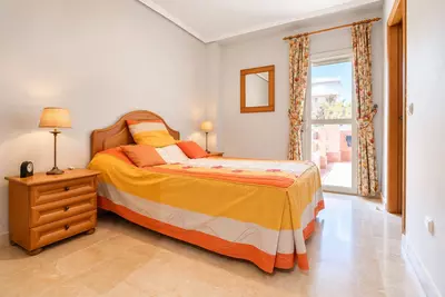 Middle Floor Apartment in Cabopino