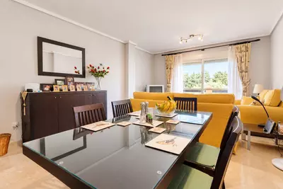Middle Floor Apartment in Cabopino