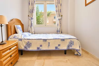 Middle Floor Apartment in Cabopino