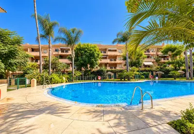 Middle Floor Apartment in Cabopino