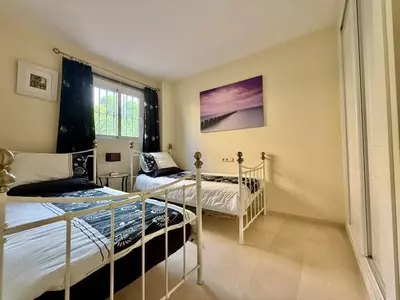 Middle Floor Apartment in Marbella