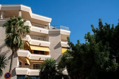 Middle Floor Apartment in Estepona