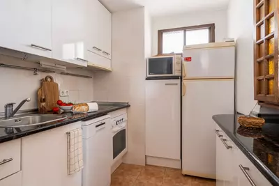 Middle Floor Apartment in Estepona