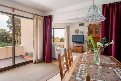 Middle Floor Apartment in Estepona