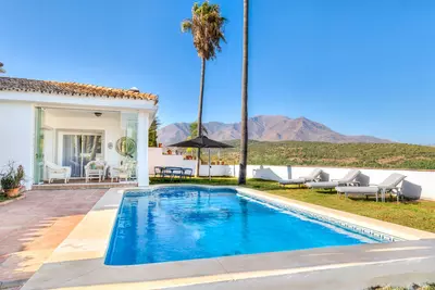Detached Villa in Estepona